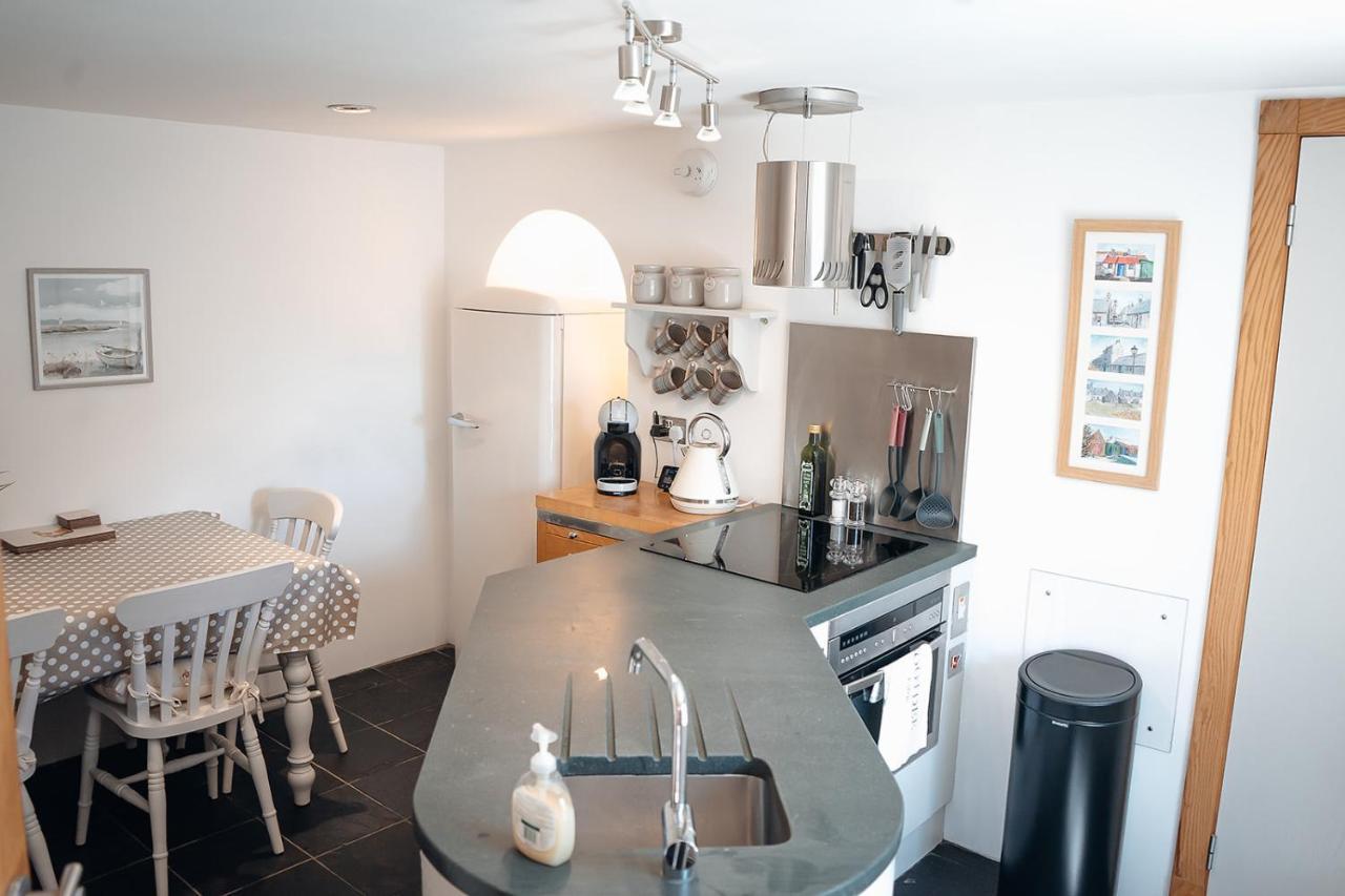 Unique 2 Bedroom Cottage In Fittie Aberdeen Exteriör bild